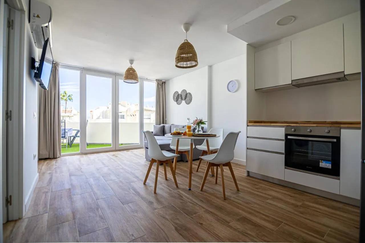 Sunstay Seaside Flat I Puerto Marina Benalmádena